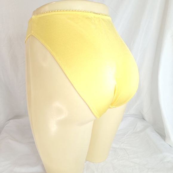 Discontinued LaSenza Hi Cut Bikini Panty - Picture 2 of 3